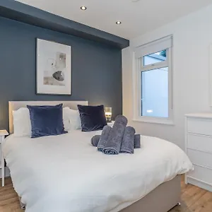 https://1908-the-gardens.belfasthotelsireland.com